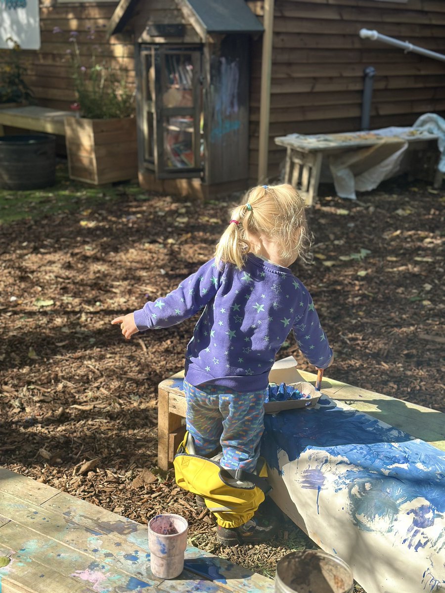 beatle_woods's tweet photo. We’re gradually settling in to our new space. Enabling and empowering children to decide is fundamental to our practice and underpins all we do. This promotes children’s social and emotional health and welfare whilst ensuring they have high levels of independence and self esteem. https://t.co/s8DxNJBIRE