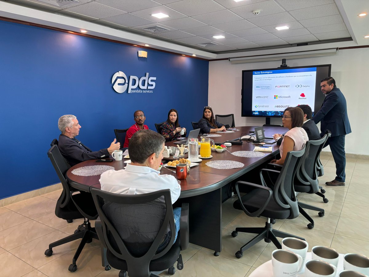 PandataServices's tweet photo. Gracias a nuestros clientes por confiar en nosotros para llevar sus proyectos al siguiente nivel 💻🚀 https://t.co/yXnkjqqy7x