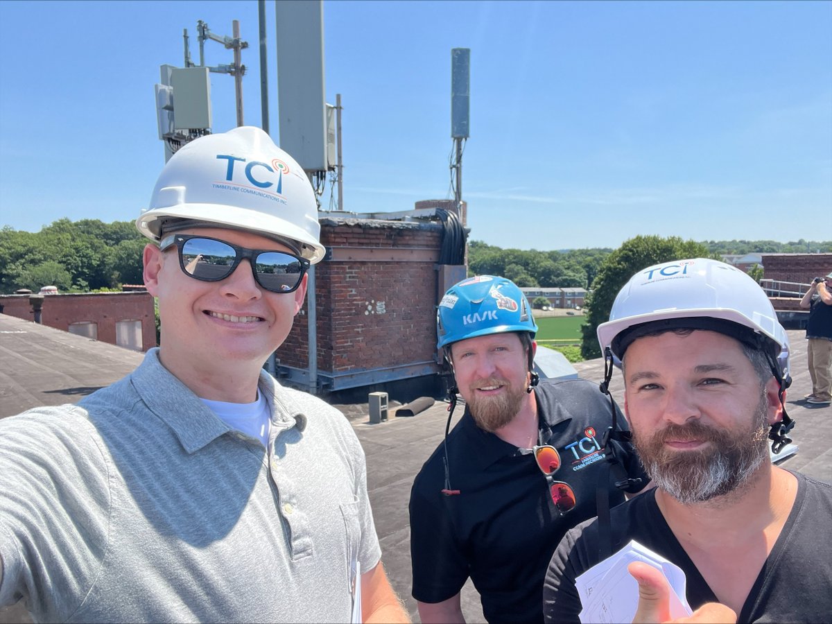 Timberline_Comm's tweet image. Our team snapped this picture on a bid walk in Meriden, CT. The crew is working around an active affordable housing project to upgrade wireless service, ensuring connectivity throughout the process. No matter the obstacles, we&apos;re committed to delivering exceptional results.