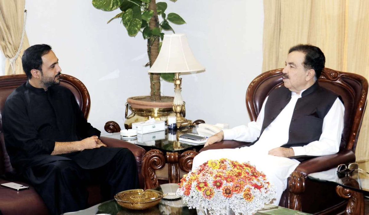 BabaUmranii's tweet photo. Had a pleasure of meeting with the Honorable #Governor of Balochistan, Mr. Jaffer Khan Mandokhail, to discuss various pressing issues pertaining to our universities.We had a productive conversation about the challenges faced by our institutions, including infrastructure development, faculty proficiency , and #student enrollment. I appreciate the Governor Sahb keen interest in addressing these issues and his commitment to enhancing the quality of education in #Balochistan. We look forward to collaborating with his #administration to drive positive change and improvement in our #universities.