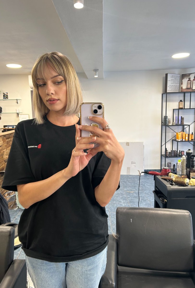 New haircut 🙎🏼‍♀️