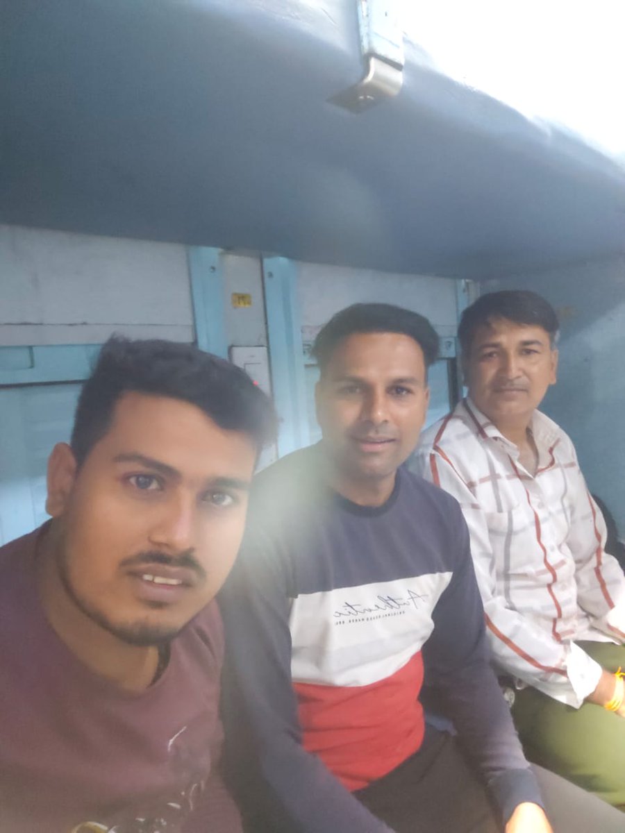 हम होंगे कामयाब!
एक दिन हो हो मन में है विश्वास पूरा है!
 विश्वास हम होंगे कामयाब एक दिन!
साथियों ये विश्वास और संघर्ष की लड़ाई स्वर्णिम अक्षरों से लिखी जाएगी।
#फार्मासिस्ट_अंतिम_सूची_जारी_करो 
#फार्मासिस्ट_भर्ती_पूरी_करो 
<a href="/dr_vishwjeet/">Vishwjeet mitra(विश्वजीत मित्रा)</a> <a href="/GajendraKhimsar/">Gajendra Singh Khimsar</a> <a href="/BhajanlalBjp/">Bhajanlal Sharma</a> <a href="/RajCMO/">CMO Rajasthan</a>