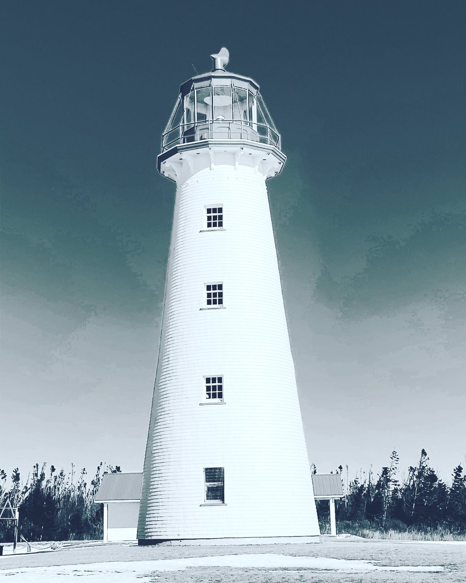 Point Prim Lighthouse tweet media