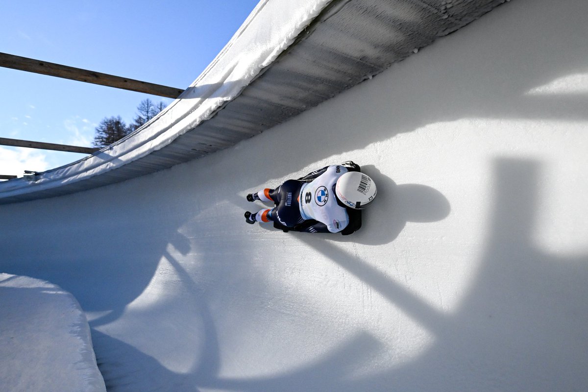 kimberleyb0s's tweet photo. Mij over een maand! Kan niet wachten 🙃🥶 #skeletonracing 📷 @Rekordzapte https://t.co/xVzRhOUodj