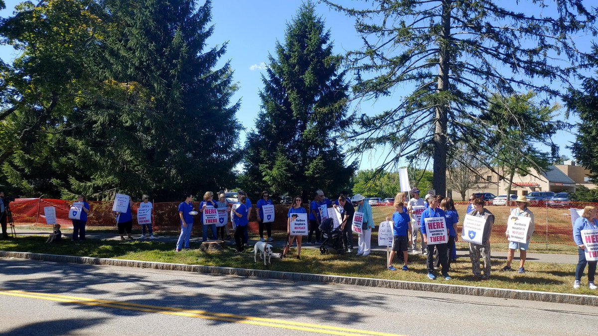 lewislang22's tweet image. Happy to be part of @WorcDSA
And stand out in support of @MassNurses at Marlborough Hospital today at their Informational Picket.

Our nurses deserve better working conditions with the current
Workplace violence, high RN turnover, and dangerous nurse staffing conditions!