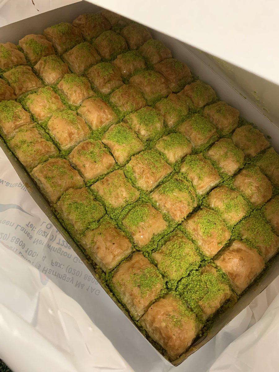 Sharon_Hockley's tweet image. When you have a cake club at work and Baklava is on the menu! Another good day in the office 😊

#teamteach #cakeclub