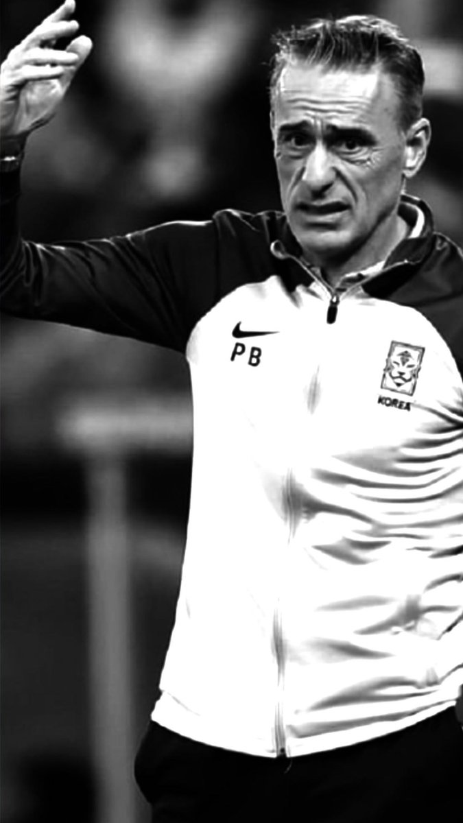 للأسف ك جمهور وحضور سوينا كل شي 

ك مدرب بولو بينتو دمر كل شي الاتحاد شو ينتظر سبب خسارة اليوم عقلية وتفكير هالمدرب 

وجود كايو في الملعب اليوم كأن نلعب ب 10 لاعبين 

عدم وجود علي مبخوت في المنتخب هي سببب من أسباب خسارة اليوم التطبيل لها المدرب خل الكل يتنازل عن علي مبخوت