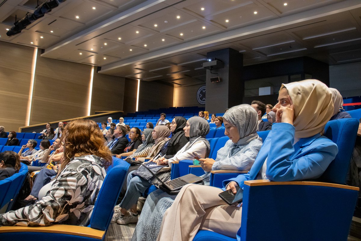 lipocancer's tweet photo. The first day of the 2nd International Workshop on Cancer and Lipidomics has concluded with engaging presentations from leading experts in the field. The event continues tomorrow with more in-depth sessions.

For the full program:
https://t.co/bA14dPnvtV

#LipoCancer2024 https://t.co/szqlYh1Jo6