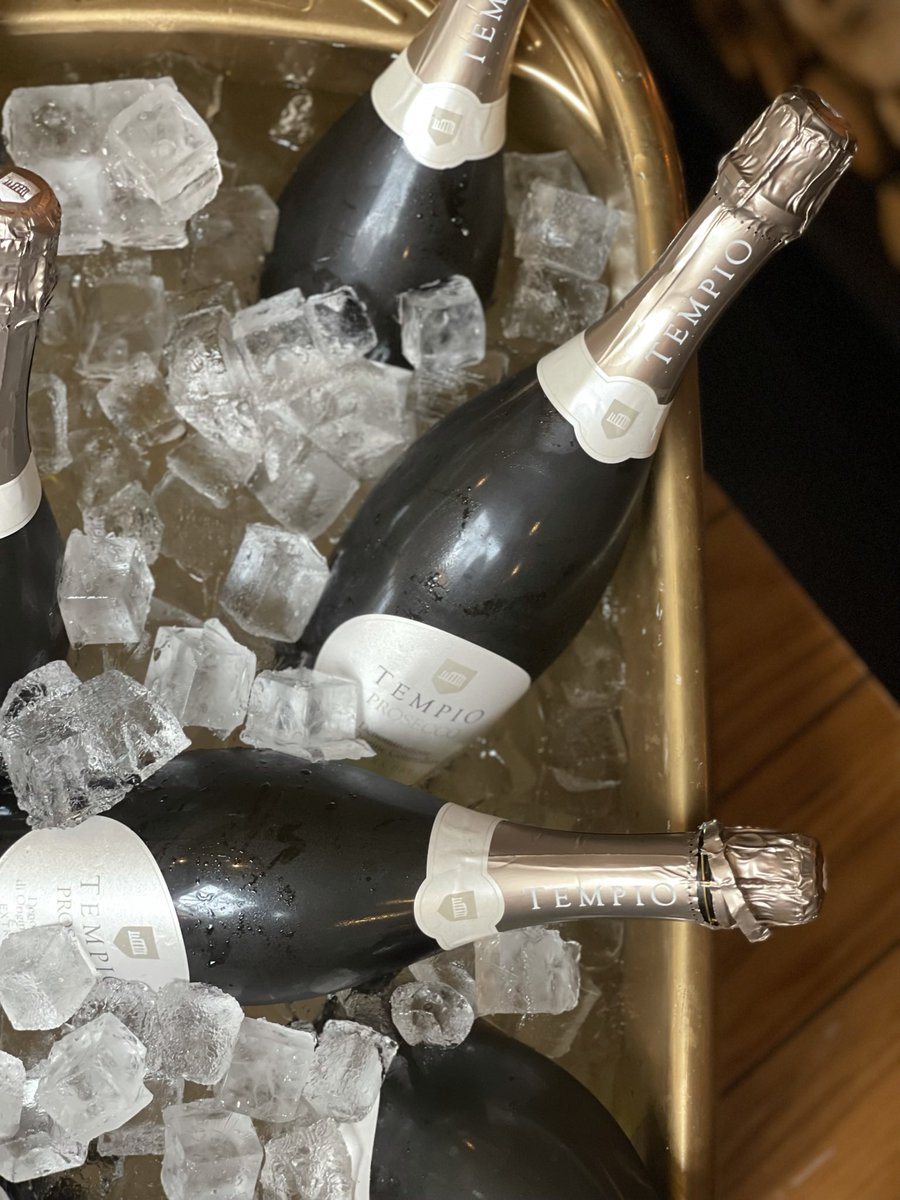 HandAndSpear tweet media