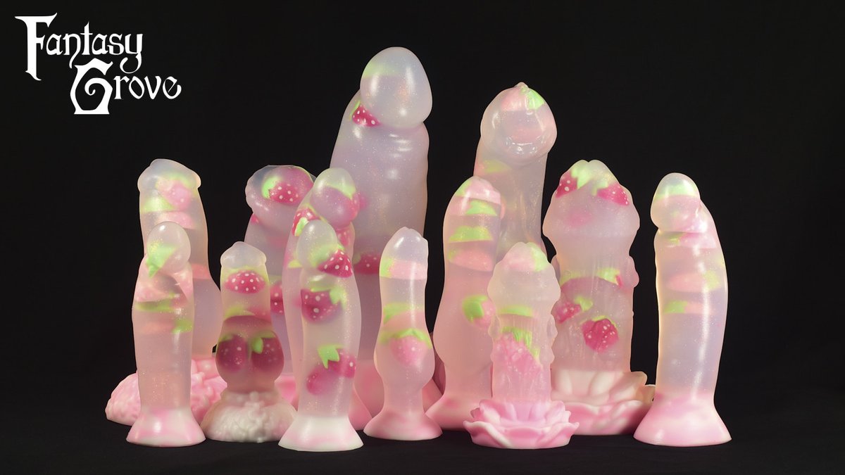 A nice tall glass of Strawberry Milk 💦🍓✨