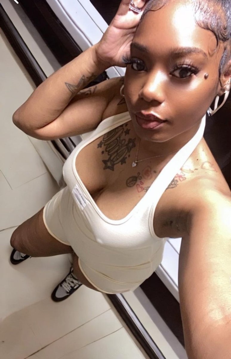 Thee TOPIC ♌️ tweet media