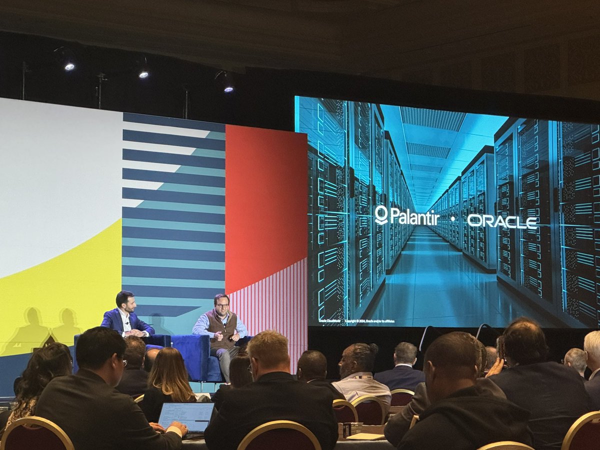 WesAField's tweet image. The beginning of a beautiful partnership supporting 🇺🇸 and our allies #Palantir #OracleCloudWorld
