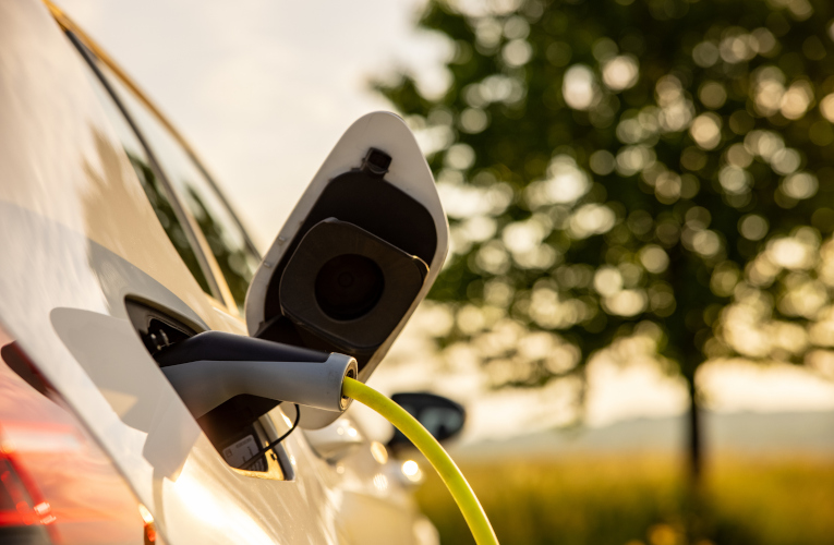 In collaboration with Itron, Duke Energy Florida recently launched a Behavioral Managed #EV Charging program that’s transforming the way #Utilities manage #EV load.

Discover how this integrated approach is shaping the future of #Energy management: bit.ly/3AUECrd