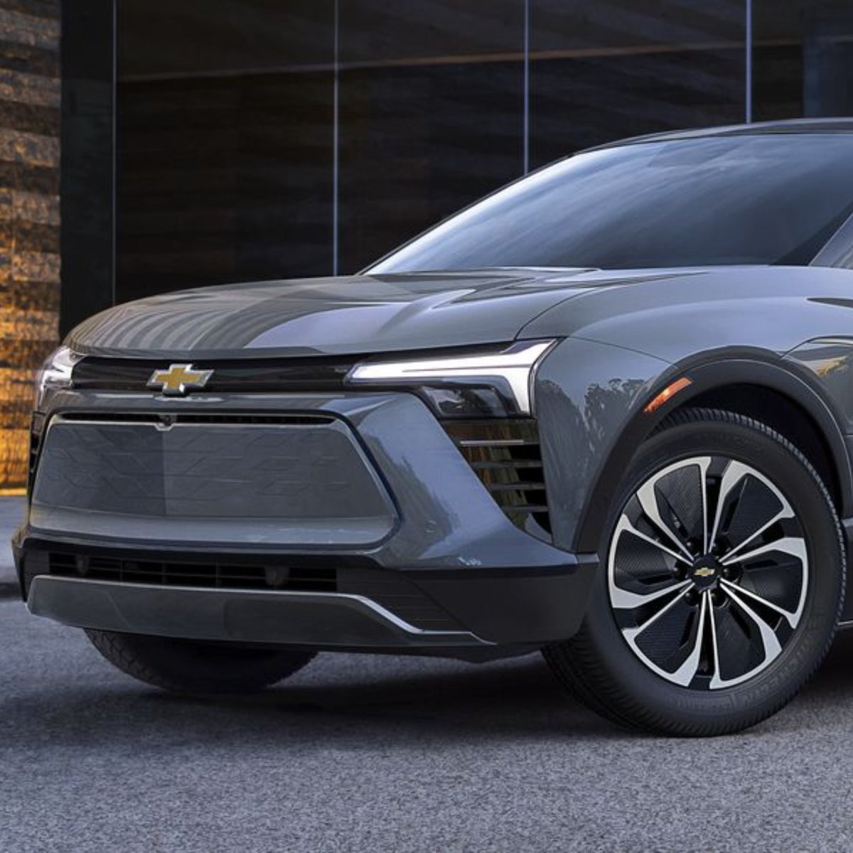 SimiValleyChev's tweet image. Sleek, bold, and unmistakably Chevy.

The all-new Chevrolet Blazer is here to redefine your drive. Visit our bio to experience the future of driving. ⚡
#ChevyBlazer #SimiValleyChevy #FutureIsNow
