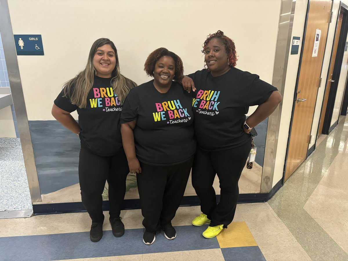 Sunshine T tweet media