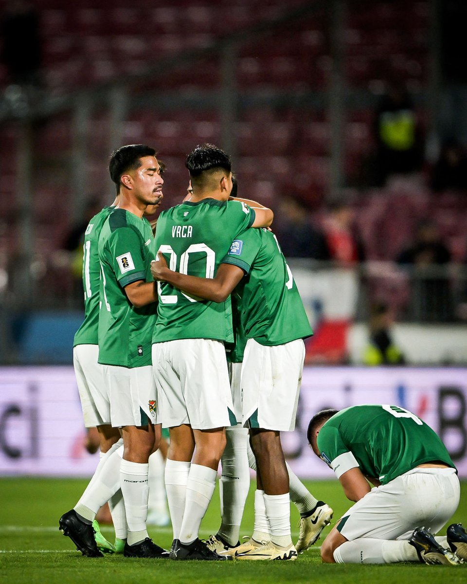brfootball's tweet photo. Bolivia defeated Chile 2-1 to get their first World Cup qualifying win away from home since 1993. 

Wow 🤯 https://t.co/R3FS4HQxU1