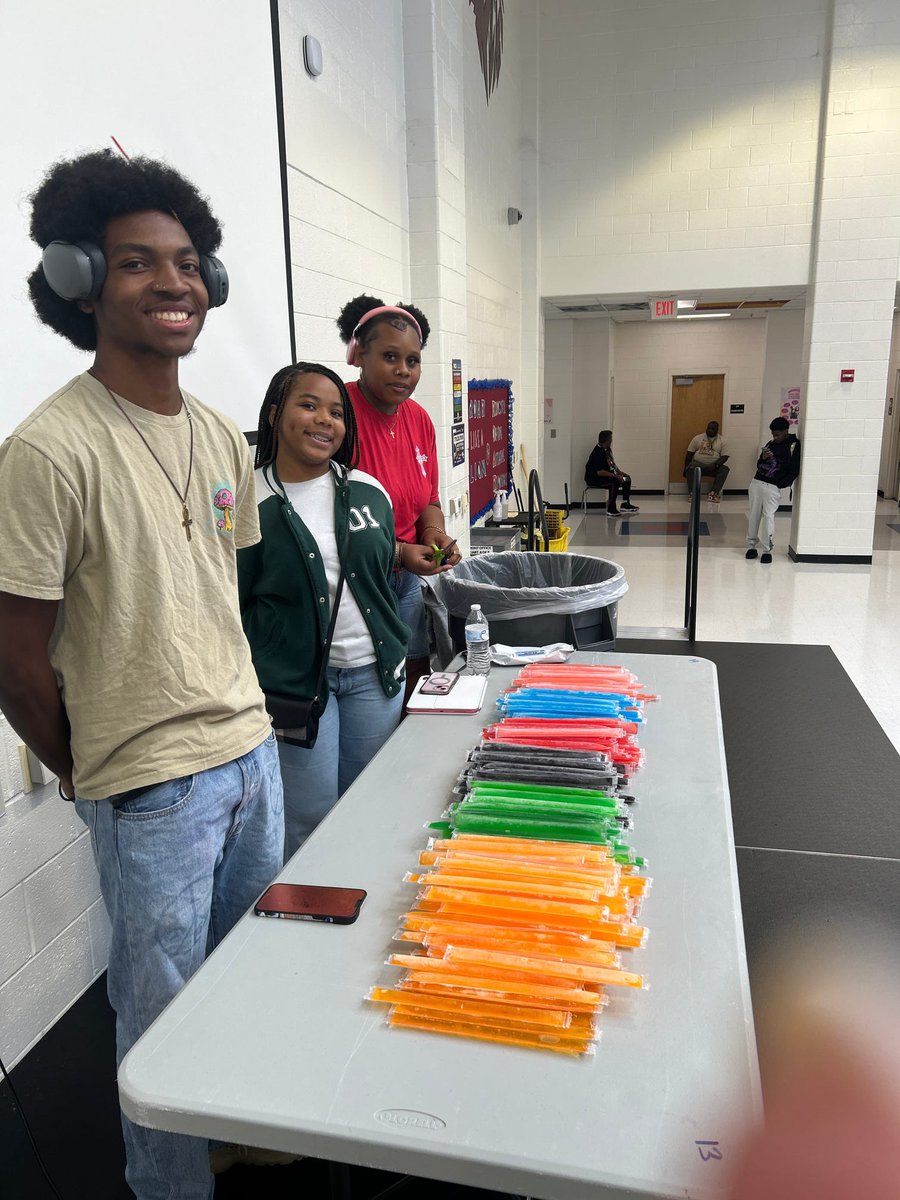 Jennifer Brown tweet media