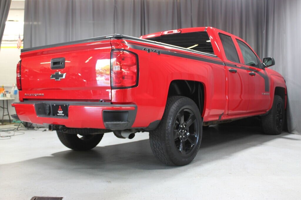 WatertownMitsu's tweet photo. RED HOT and ready to be driven home! Check out our pre-owned inventory today! 🚗✨ We're excited to feature the powerful 2018 Chevrolet Silverado 1500 Custom 4WD

Your dream truck is just a visit away! 🛻💨 https://t.co/IKsJ42InZ6

#WatertownMitsubishi #PreOwnedInventory https://t.co/MnE7c2gbXG