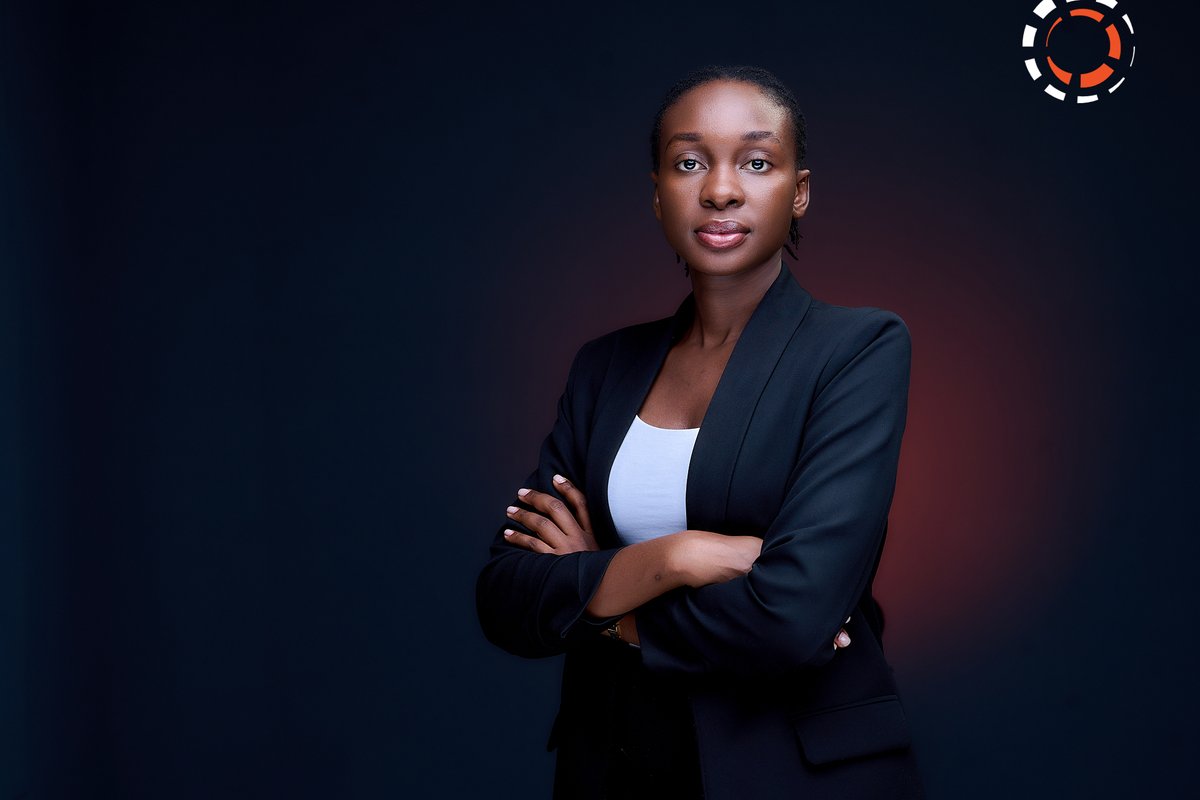 "Making a strong first impression is as important as ever, especially when meeting face-to-face." -- Joseph Abboud

#tellingstories #Headshots #FamilyFirst #Zanzibar #Tanzania #Photography #Storytelling #ProfessionalHeadshots