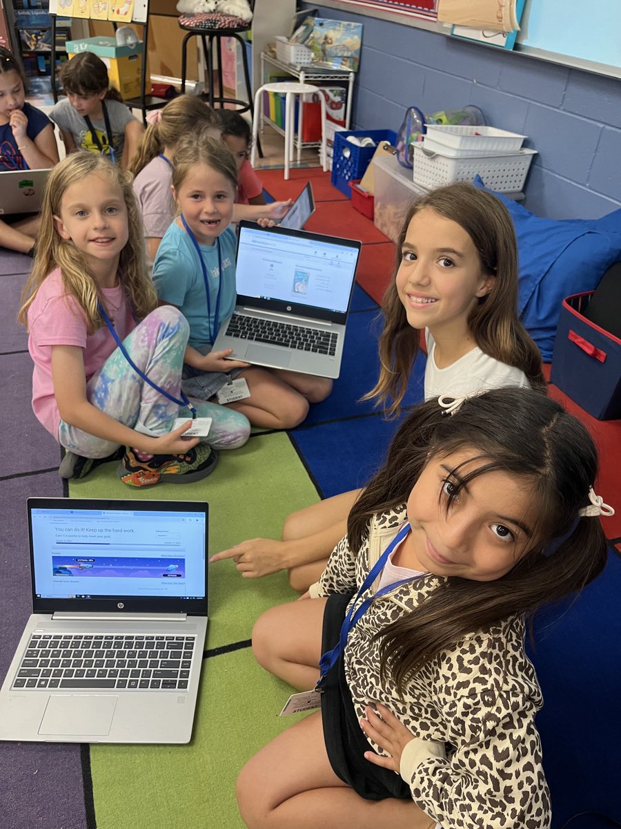 JaniceIacovino's tweet photo. First buddy class get together today with ⁦@MrsMarksVME⁩ &amp; her amazing 4th grade leaders!  After the SSYRA, Jr. read aloud, they coached my 2nd grade students to success with an AR quiz!  It’s going to be a great year😊✅ ⁦@VMEPatriots⁩ ⁦@TheLeaderinMe⁩ https://t.co/Nys4tBpF17