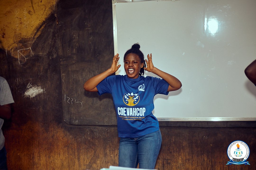 Coevahcop23's tweet photo. During COEVAHCOP, we embarked on an exciting journey to inspire the next generation of environmental stewards in four schools in Buabeng and Fiema. 

We touched on the importance of protecting their trees and fascinating monkeys that call their community home.
#coevahcop24 https://t.co/caLLFXy4oH