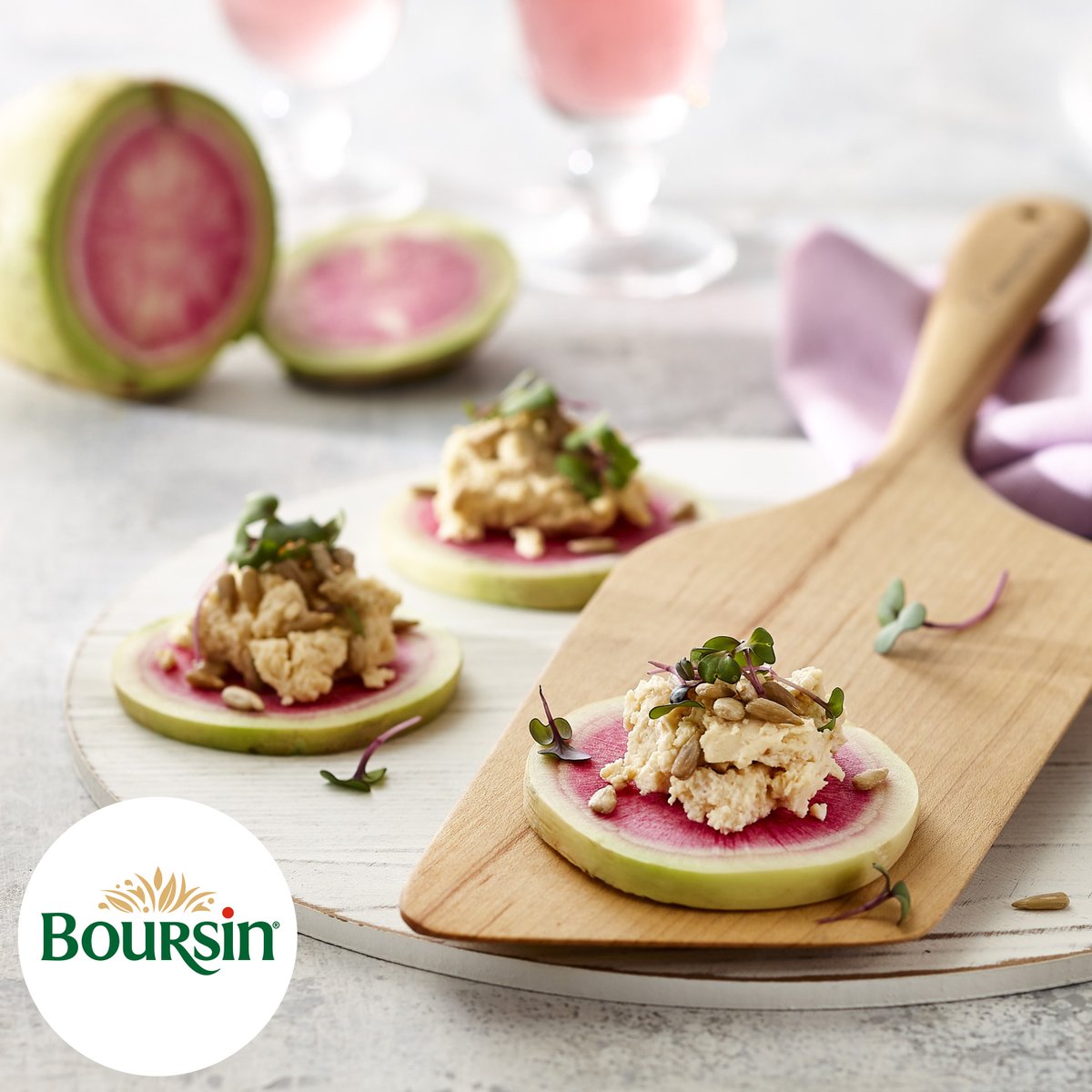 DinerEnBlancTor's tweet photo. Excited for Le Dîner en Blanc? Get inspired by these delectable watermelon radish bites topped with some creamy Boursin Fig &amp; Balsamic. Simple and chic, it's the perfect appetizer to bring to the event or any gathering!

2024 Partner: Boursin Canada #dinerenblanc #dinerenblancto https://t.co/Vbb7pK5H0C