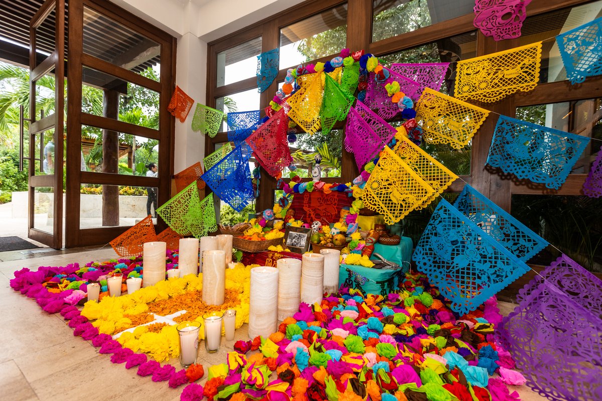RTurismoMx's tweet photo. Del 31 de octubre a 2 de noviembre, vive el misticismo de Halloween y la espiritualidad del Día de Muertos en este rincón paradisiaco de la Riviera Maya.

https://t.co/Re4DGLt5EW

@fairmontmayakoba @prcentralmx https://t.co/3FgCa4wVay