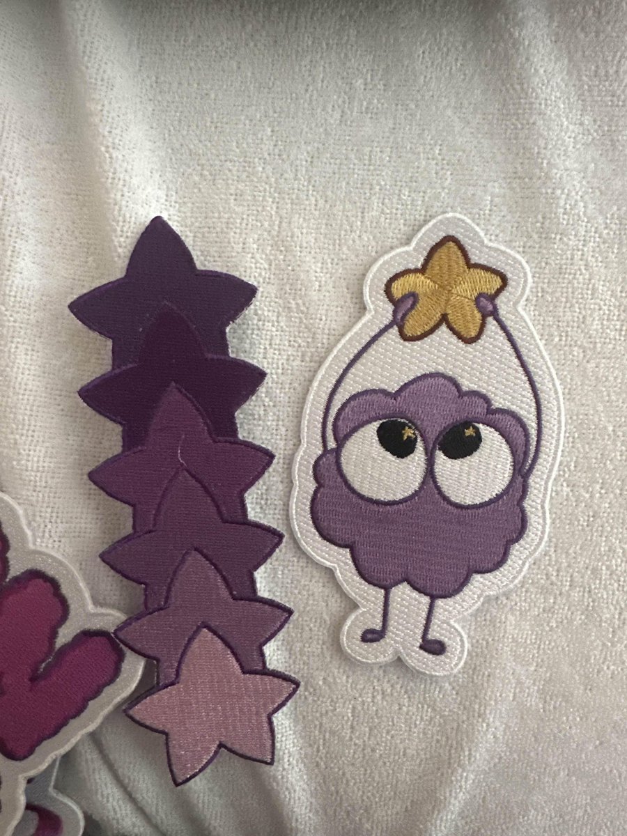 OH NO I FORGOT TO MENTION THERES IRON ON PATCHES AND A KEYCHAIN AND A LANYARD TOO!!
