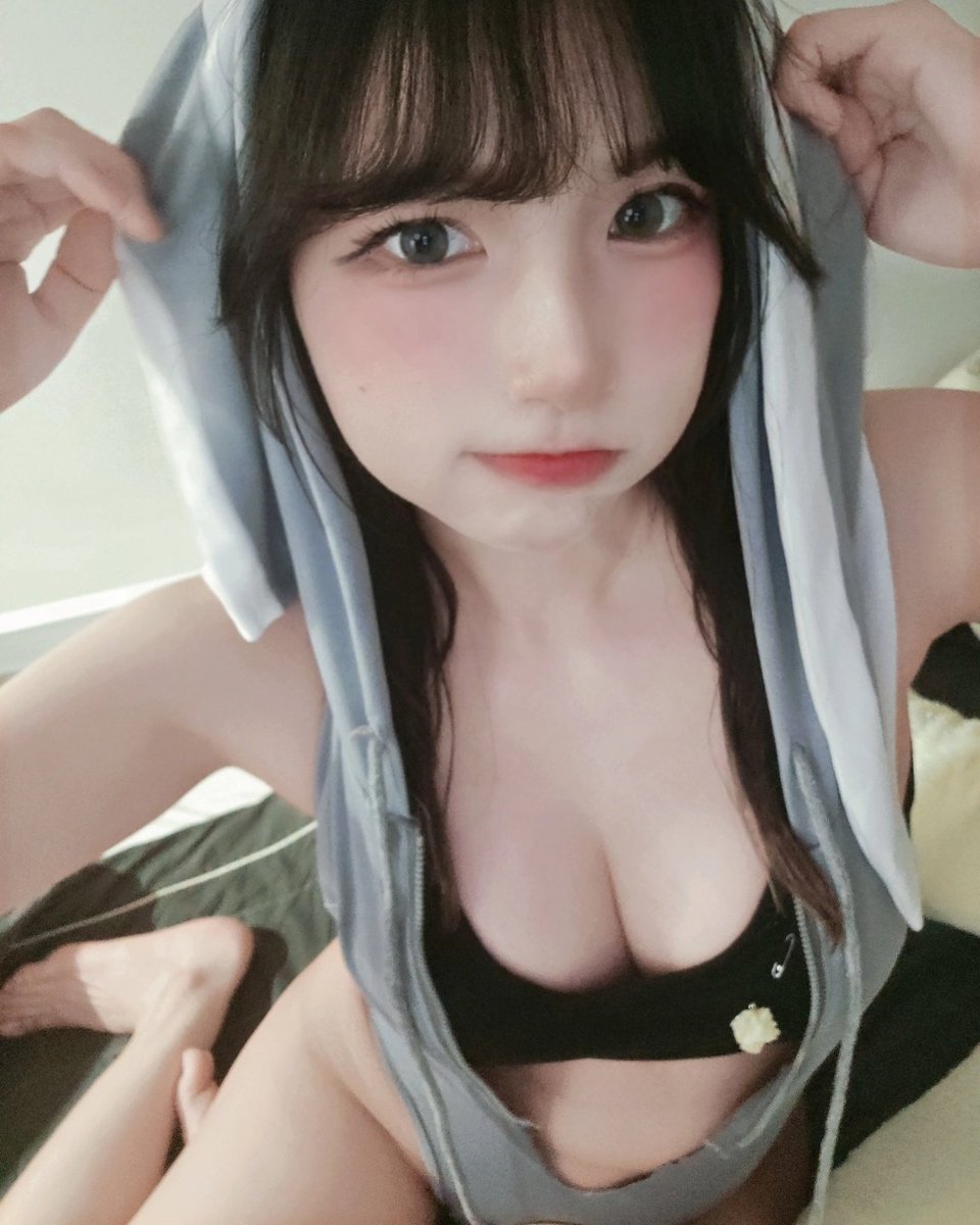 NeoParadigmEnt's tweet image. A Rising Star in the Twitch World! 세계님의 NPE 합류를 공식적으로 알리게 되었습니다. 시청자들과 편안한 소통방송 뿐만 아니라 요리, 코스프레 등 다양한 컨텐츠로 세계님을 만나세요!😆
#world1104 #npe #TwitchCon