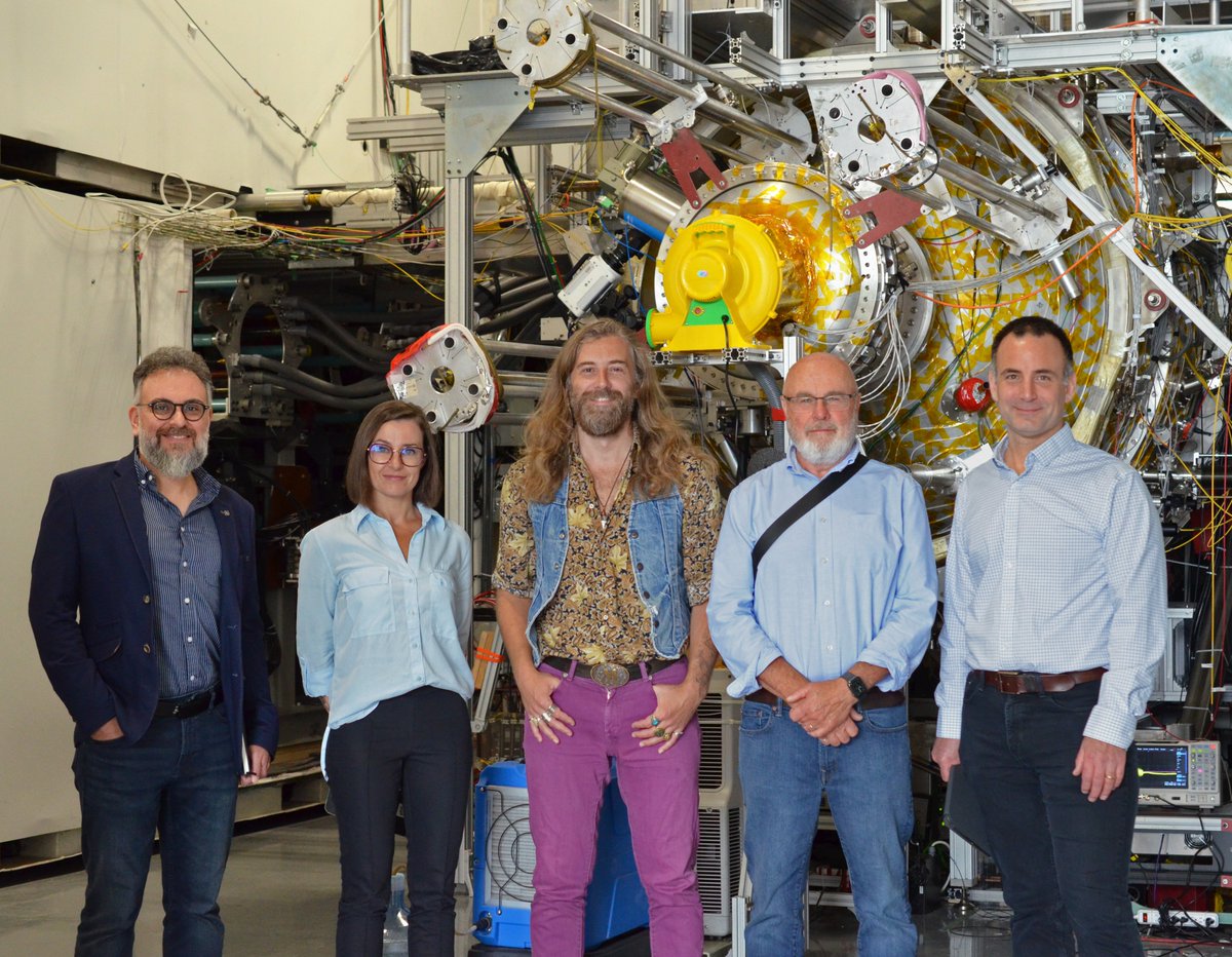 General Fusion (@generalfusion) on Twitter photo Thanks for visiting, <a href="/ubcappscience/">UBC Applied Science</a>! We hosted faculty members to explore collaborations to advance our commercial MTF plant design. #DidYouKnow? We received a Top Co-op Employer award from UBC for our co-op program, which provides hands-on training to future leaders in STEM! Thanks for visiting, <a href="/ubcappscience/">UBC Applied Science</a>! We hosted faculty members to explore collaborations to advance our commercial MTF plant design. #DidYouKnow? We received a Top Co-op Employer award from UBC for our co-op program, which provides hands-on training to future leaders in STEM!