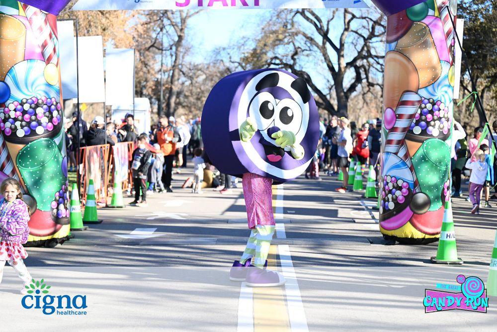 ✌️Two months seems like a lot of time, but you have to register, plan your costume &amp;  get ready for the time of your life! 🎉 Don't waste another minute! thegreatcandyrun.com 🍭11/10 at Wash Park. Not in Denver? Choose the virtual option to be part of FHF's annual fundraiser!