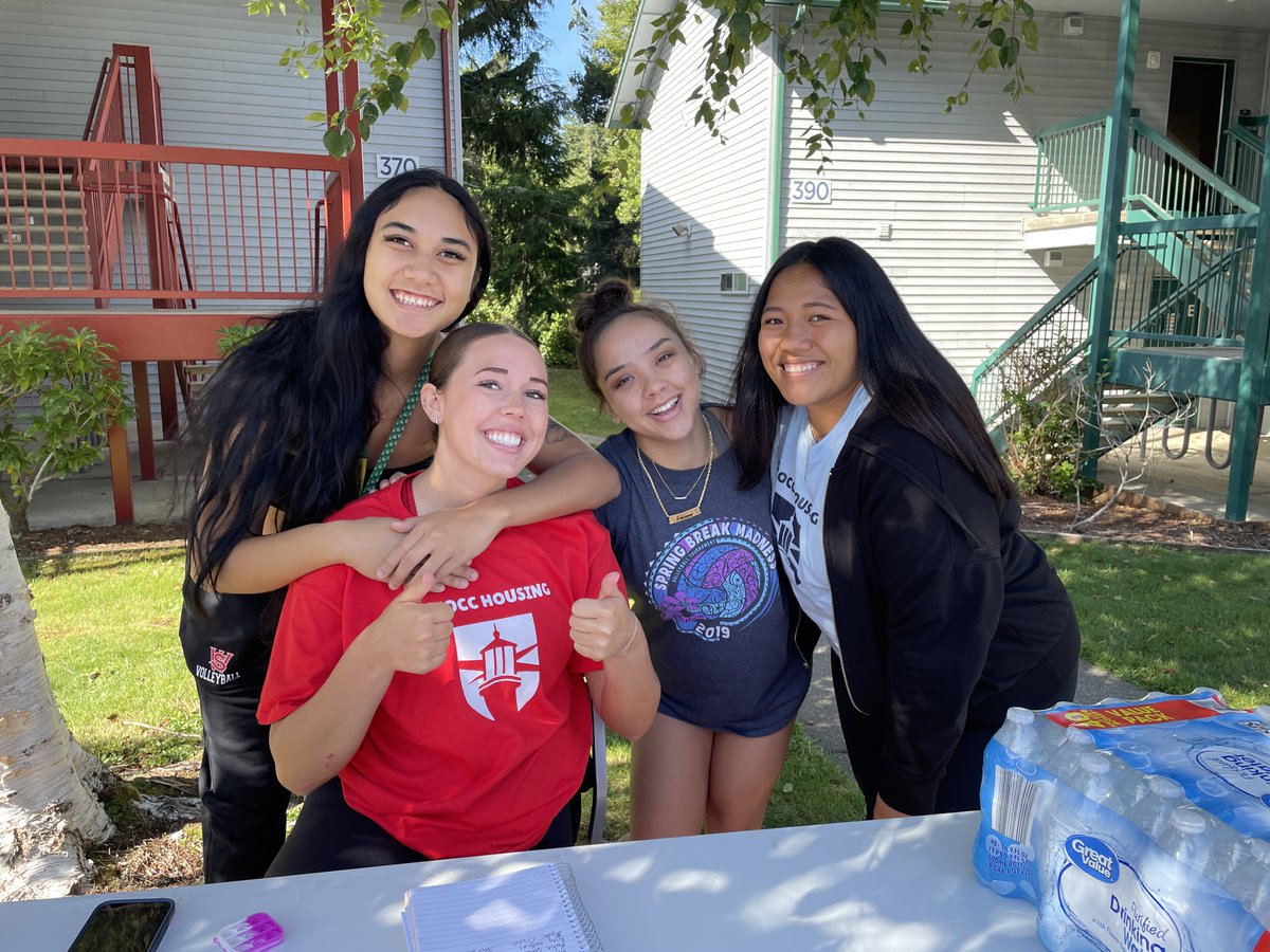 swocc's tweet image. Happy Move-In Day - Fall Term 2024! We're thrilled to have you at SWOCC and excited to start a fantastic year together.
A complete list of Welcome Week activities can be found here: bit.ly/3XbiUGJ
#SWOCCbound