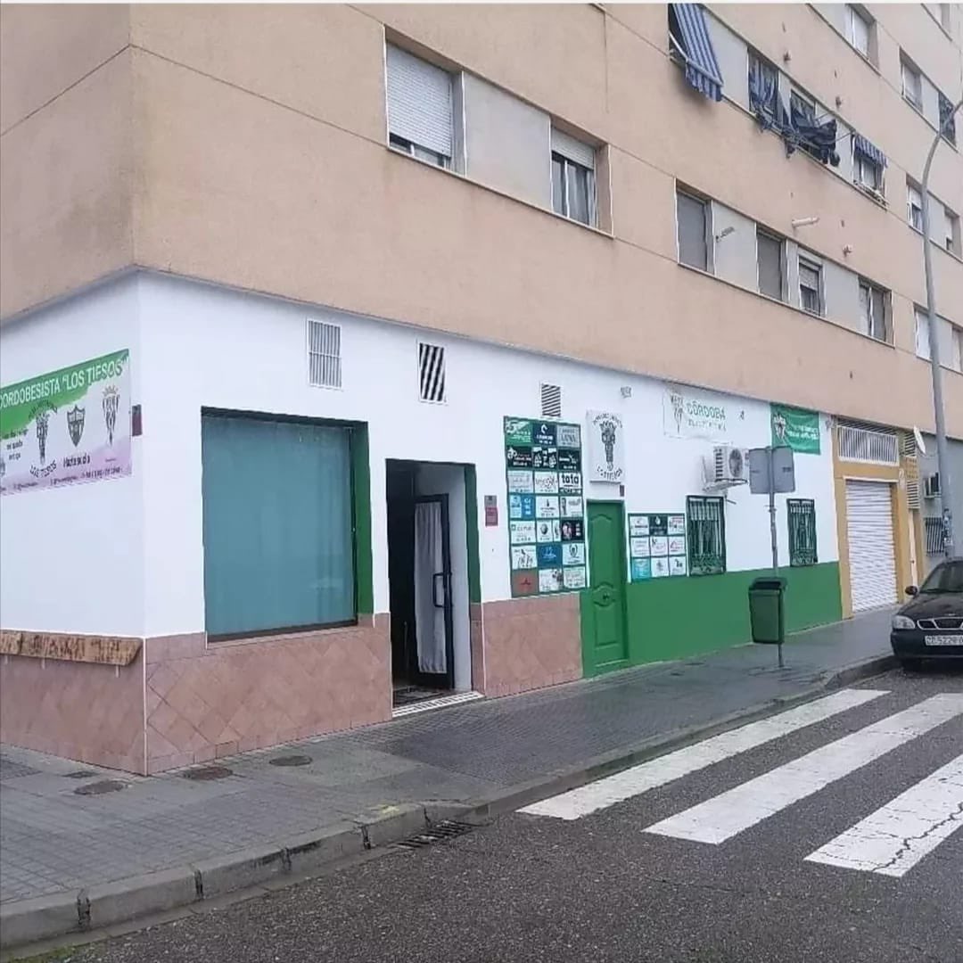 O noso Dépor sigue por Andalucía y nosotros no podemos parar. Este viernes estaremos en Córdoba. La previa la haremos con nuestros amigos de <a href="/pecordobelties/">Peña Cordobesista Los Tiesos</a> en su sede, muy cerca del estadio. Por allí andaremos a eso de las 17:30 horas. #ForzaDépor <a href="/RCDeportivo/">RC Deportivo</a> <a href="/fpdeportivistas/">Federación de Peñas Deportivistas🍍</a>