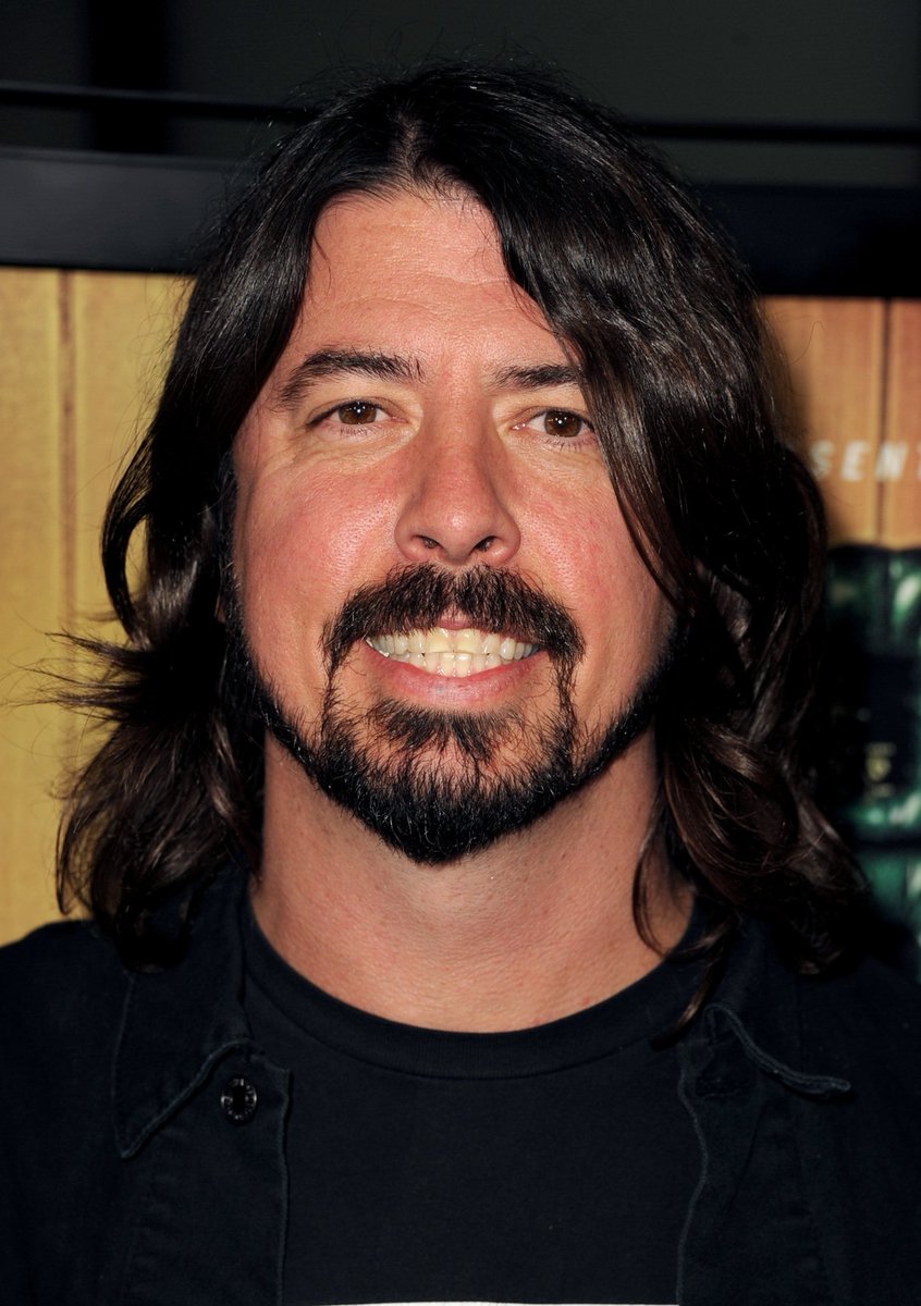Ludaing's tweet image. Dave, por tu cabello te perdono 🥹🥰 #DaveGrohl