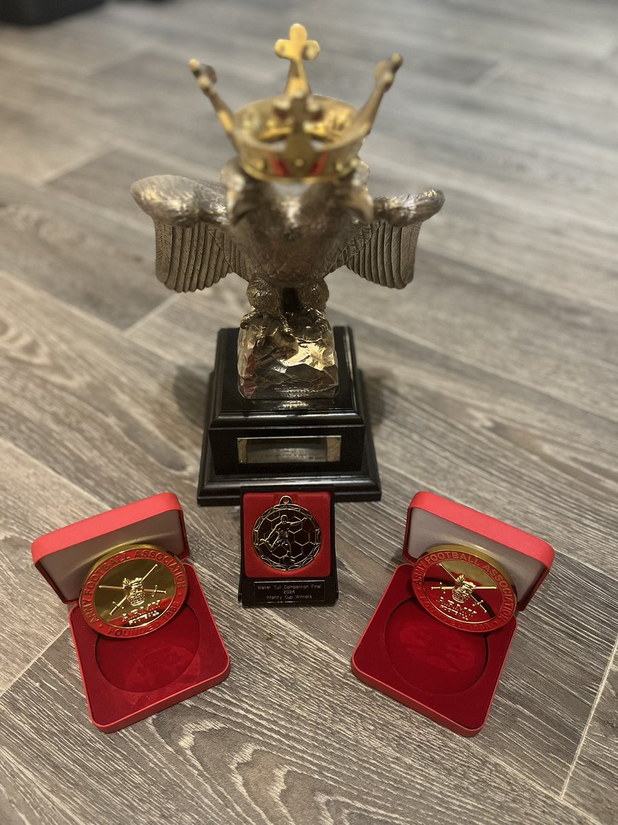 KennoSFSH's tweet photo. @Army1MERCIAN are the best football team in the British Army…FACT. This season they have won the #treble Infantry Cup, @Armyfa1888 Challenge Cup and Army Super Cup. @MercianRegiment  @ManCity @ManUtd any chance of a friendly with one of your development squads? https://t.co/4qS74jJHBZ