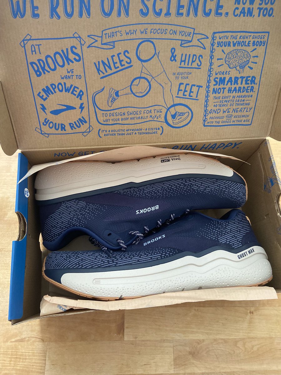 moneytim_2's tweet image. Can’t wait to hit the treadmill in my new Brooks tomorrow 😮‍💨 @brooksrunning #ghostmax