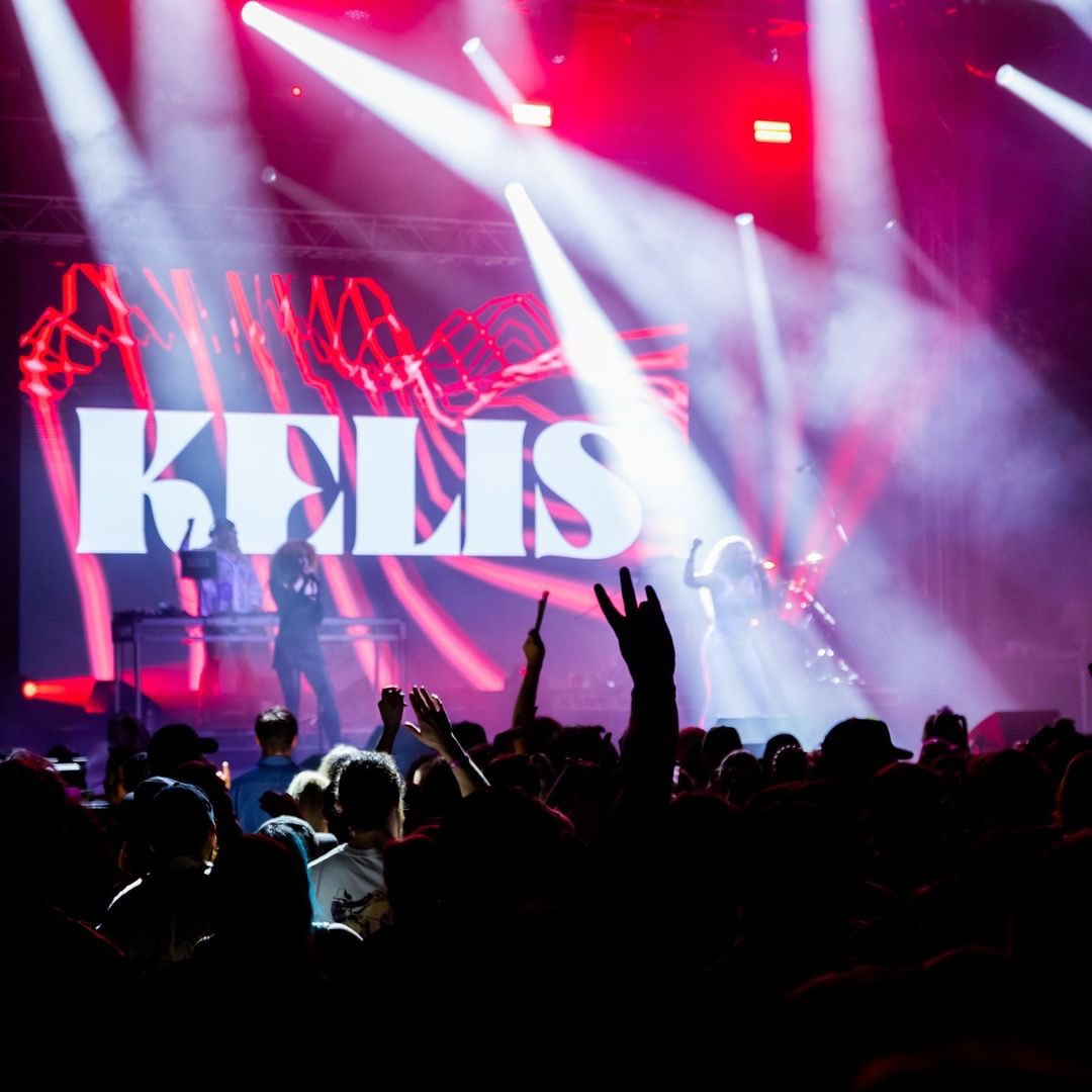 KelisTrends's tweet photo. .@Kelis performing in Australia a few days ago 😍 https://t.co/WnUCytWZ6C