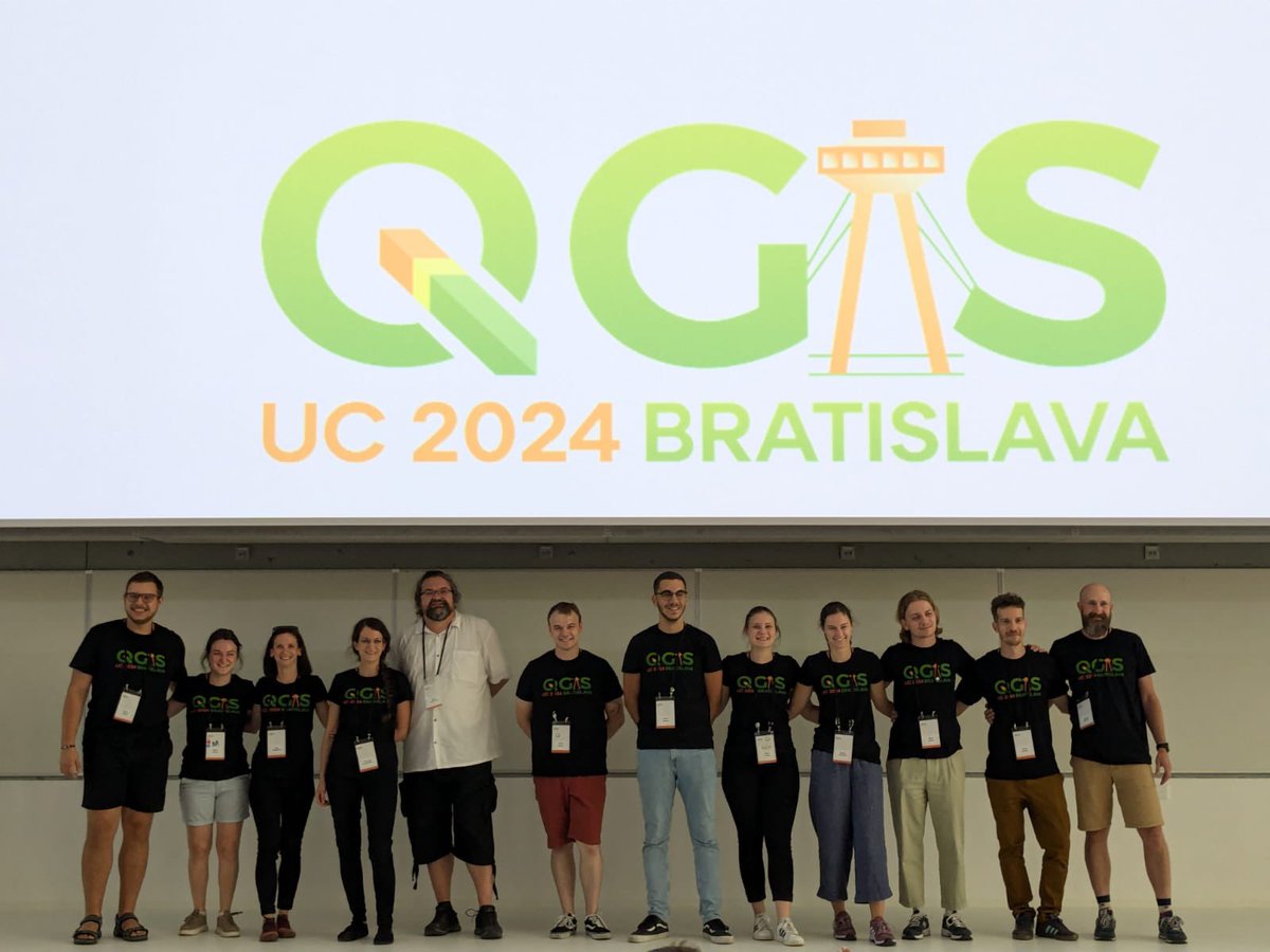 Many thanks to all who are building this great @QGIS community! 💚 So proud of all of you guys!!! #QGISUC2024