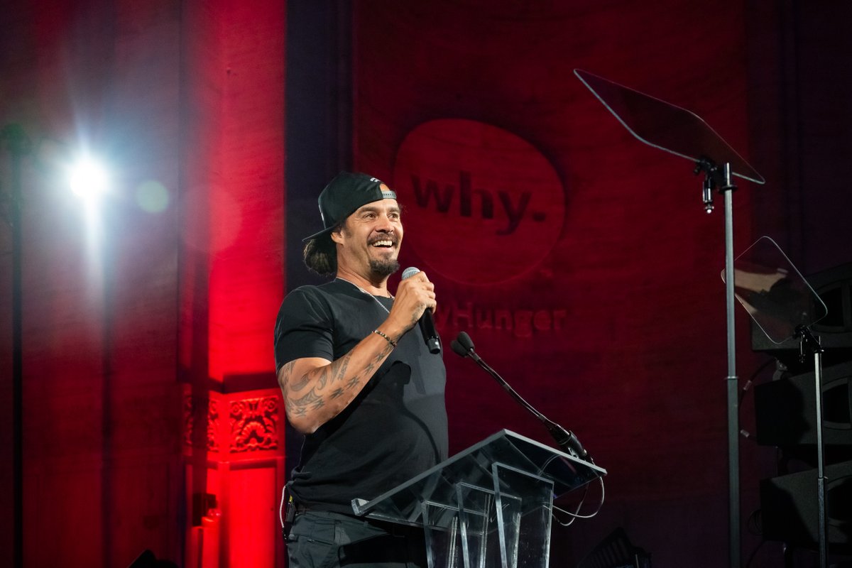 ASCAP's tweet photo. The sound of sunshine is @michaelfranti being honored for his inspiring songs and passionate activism with the ASCAP Harry Chapin Humanitarian Award at last night's @whyhunger Chapin Awards in Manhattan. #whyhunger https://t.co/edYB84UuDR