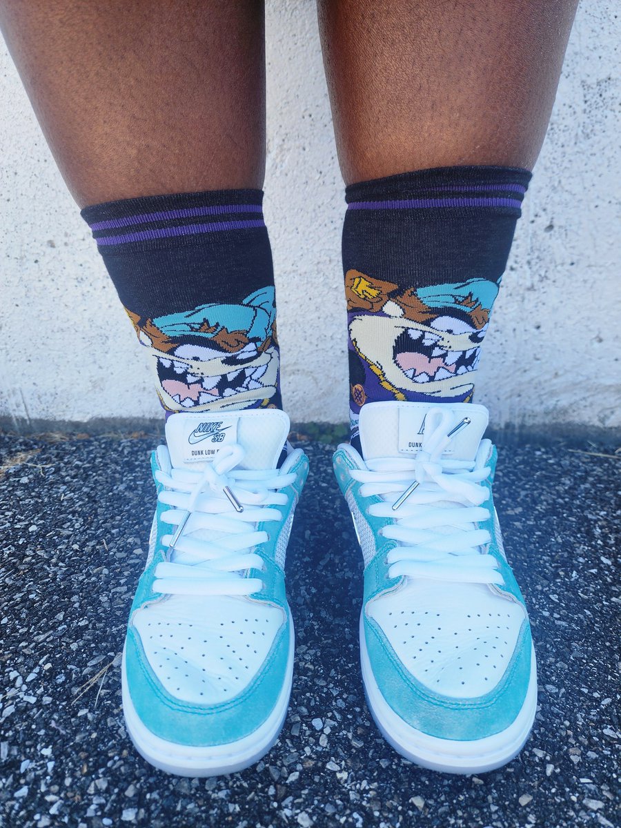 trudyspeaks's tweet image. 👟: April SB Dunks 
🧦: @stance Looney tunes 
#sbdunks #sb #skateboardingdunks #skateboard #🛹 #nikesbdunks #nikesb #sbology #nikeSBorNothing #sbsonly #nikesbsyl #snkrsliveheatingup #dunksondeck