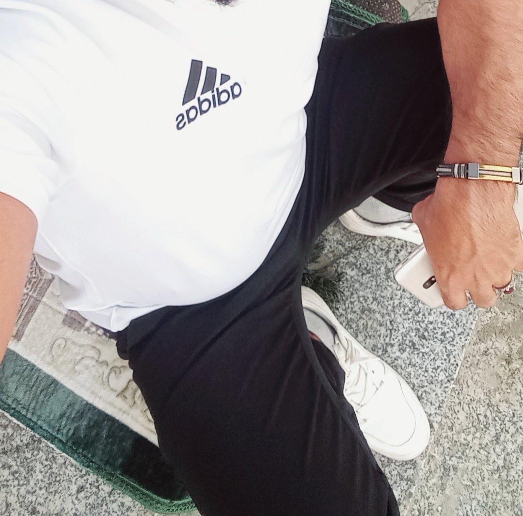 صباح الخير والسعادة
من شايب كبير طيبوب وحبوب
مكه