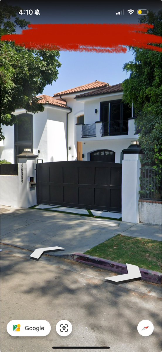 FzwTroll's tweet photo. @yoxics Who wants the ADDRESS $25 for it? It’s the faze house in LA DM ME ONLY will share address!!! https://t.co/5tyC3PyEEk