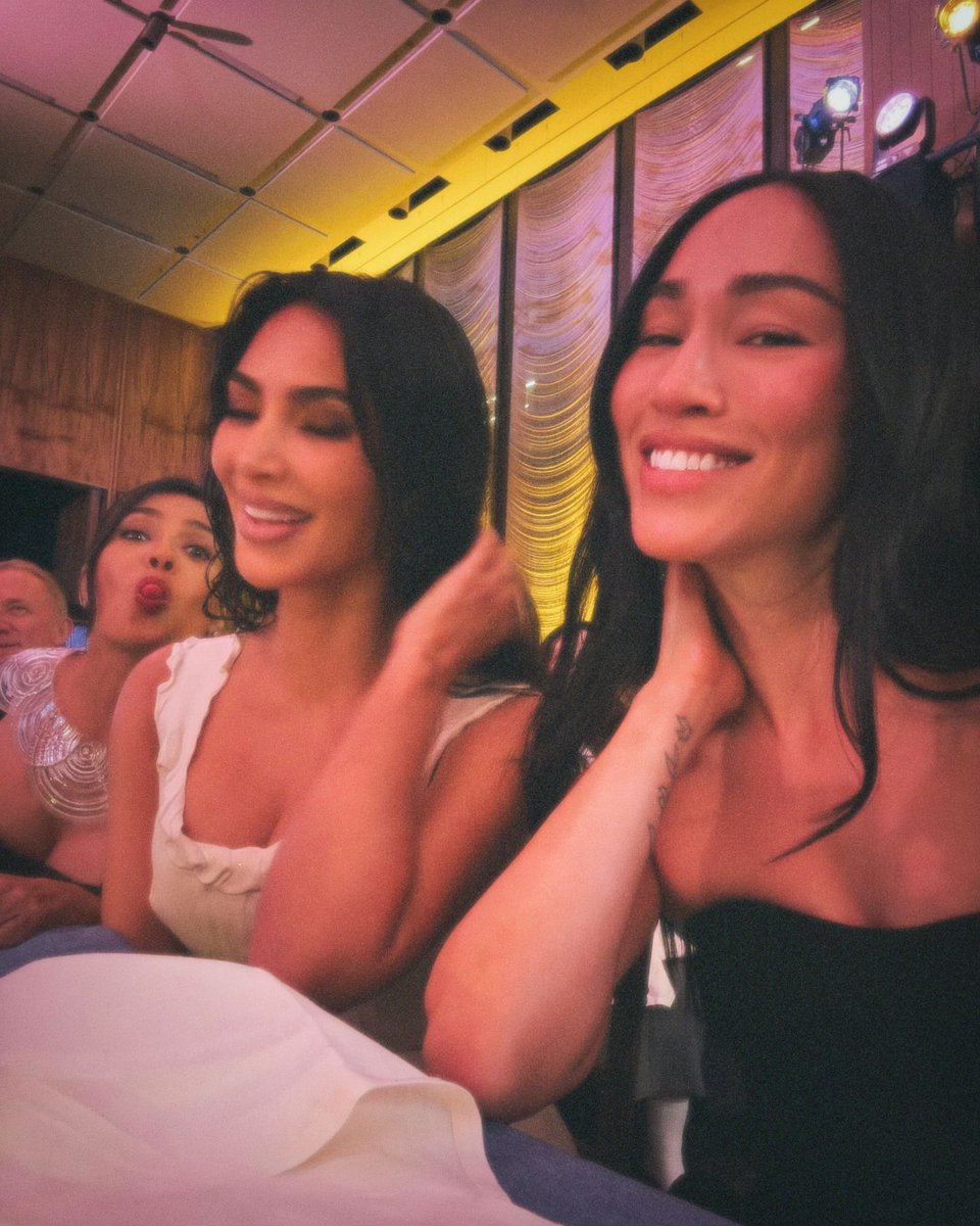 Kim Kardashian tweet media
