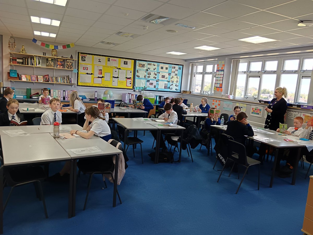 1.2 English enjoying personal reading at the end of the day.
#improvingliteracy
@BBHLanguages