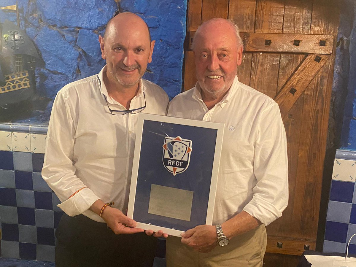 Futsal RFGF (@futsalrfgf) on Twitter photo 🤝 <a href="/RafaLouzan/">Rafael Louzán Abal</a>, presente en Cataluña no regreso das nosas Seleccións Absolutas
➡️ O presidente da RFGF participou no intercambio de obsequios conmemorativos do dobre amigable entre <a href="/FCF_CAT/">Federació Catalana de Futbol</a> e Galicia que terá lugar este mércores en Santa Coloma de Gramenet
#CataluñaGalicia 🤝 <a href="/RafaLouzan/">Rafael Louzán Abal</a>, presente en Cataluña no regreso das nosas Seleccións Absolutas
➡️ O presidente da RFGF participou no intercambio de obsequios conmemorativos do dobre amigable entre <a href="/FCF_CAT/">Federació Catalana de Futbol</a> e Galicia que terá lugar este mércores en Santa Coloma de Gramenet
#CataluñaGalicia