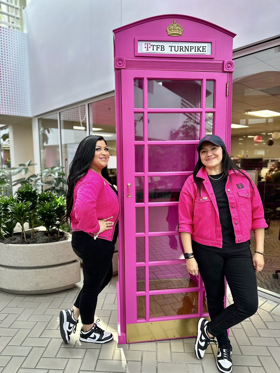 Bianca Vargas (@labemoneydtejas) on Twitter photo Who walks in twining? 🤣 Perfect day to take a 📸 to celebrate my coach Danielle on her 18th Magentaversary! Jefe, Thank YOU for your leadership throughout my TFB journey! So grateful for YOU! 🖤 #TeamTucker #Government #NeverStopGrowing <a href="/TMobileBusiness/">T-Mobile Business</a> <a href="/tmobilecareers/">T-Mobile Careers</a> Who walks in twining? 🤣 Perfect day to take a 📸 to celebrate my coach Danielle on her 18th Magentaversary! Jefe, Thank YOU for your leadership throughout my TFB journey! So grateful for YOU! 🖤 #TeamTucker #Government #NeverStopGrowing <a href="/TMobileBusiness/">T-Mobile Business</a> <a href="/tmobilecareers/">T-Mobile Careers</a>