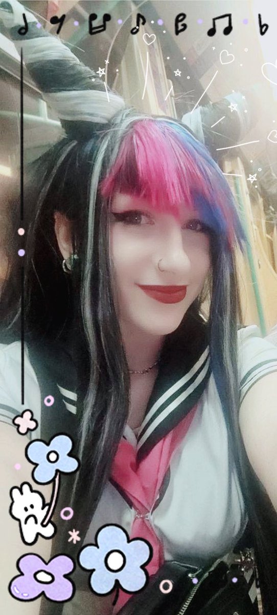 Okay okay 30+ gang
Cheeky work and smeared lens cosplay selfie let’s go