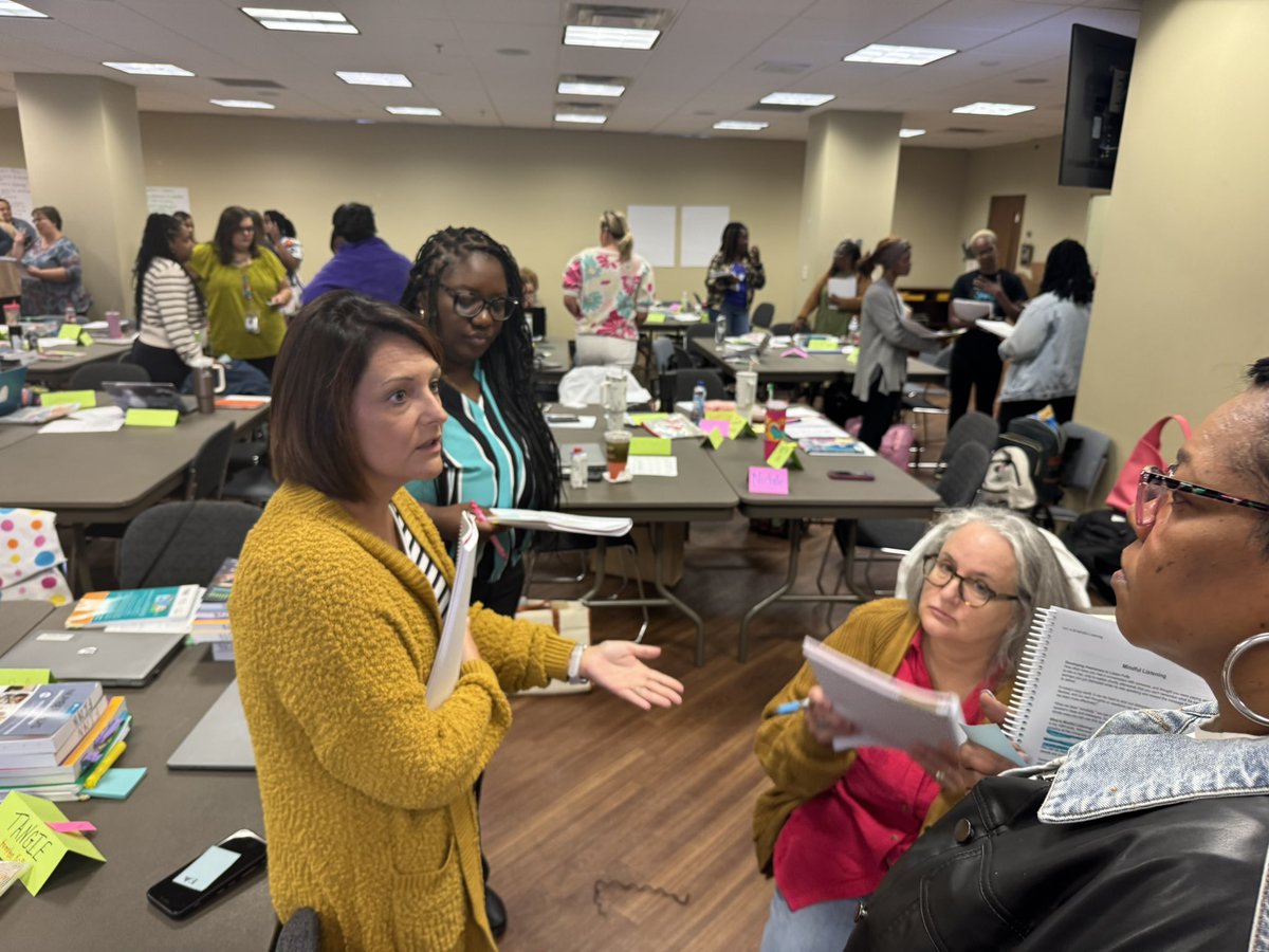 AMSTIUAB -C1D4 Emerging coaches delve into the art of listening <a href="/AMSTIUAB/">AMSTI-UAB</a> <a href="/AMSTI4all/">AMSTI</a>