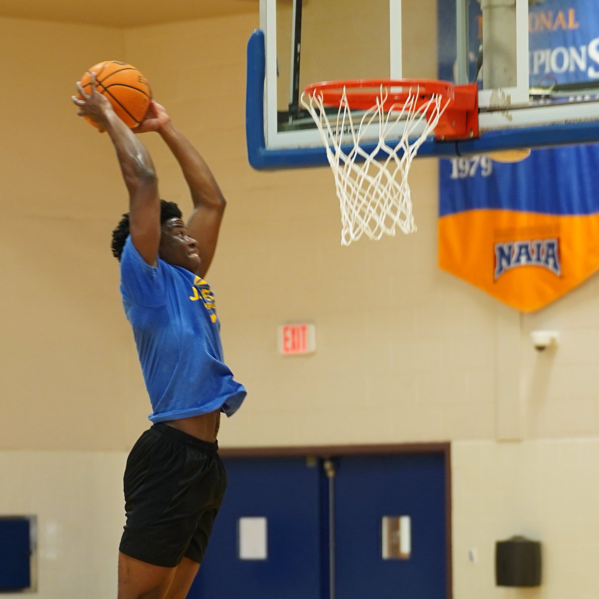 Never not workin' 😤

#nextlevel🐗🏀