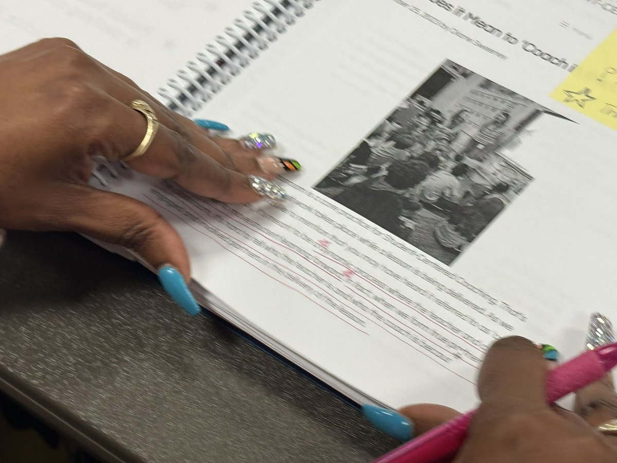 AMSTIUAB - S Bell had coaches reading and annotating about think-aloud and coaching. Love it! <a href="/AMSTI4all/">AMSTI</a> <a href="/AMSTIUAB/">AMSTI-UAB</a>
